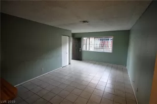 Photo #3: 2073453 Listing