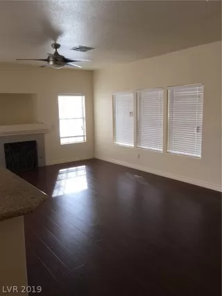 Photo #4: 2073457 Listing 