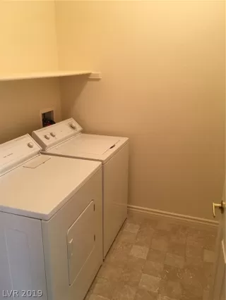 Photo #5: 2073457 Listing 