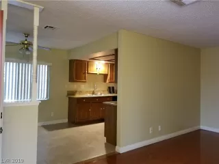 Photo #2: 2073466 Listing