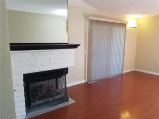 Photo #5: 2073466 Listing