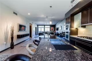 Photo #4: 2073505 Listing