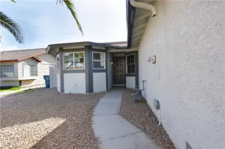 Photo #1: 2073512 Listing 