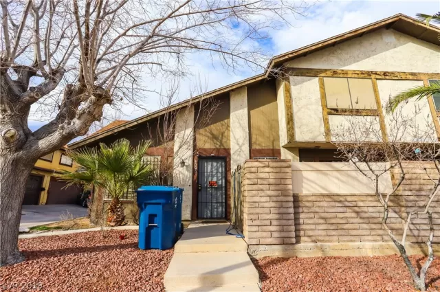 MLS: 2073538 Condo For Sale