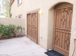 Photo #5: 2073539 Listing