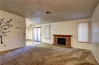 Photo #4: 2073601 Listing 