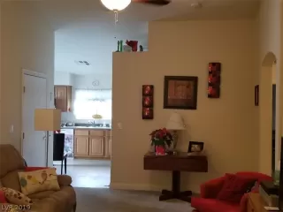 Photo #5: 2073603 Listing