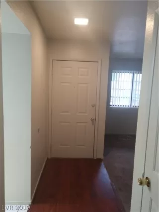 Photo #2: 2073615 Listing