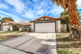 Photo #2: 2073669 Listing