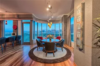 Photo #6: 2073676 Listing