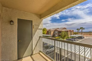 Photo #4: 2073751 Listing