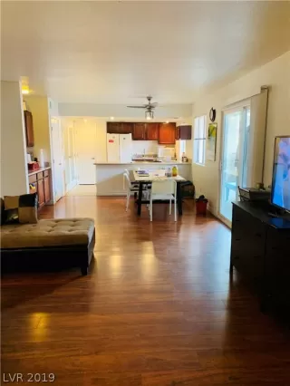 Photo #1: 2073765 Listing