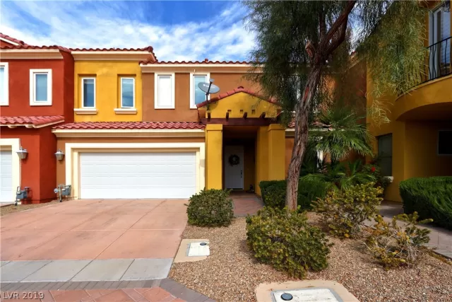 MLS: 2073772 Condo For Sale