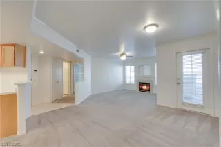 Photo #2: 2073776 Listing 