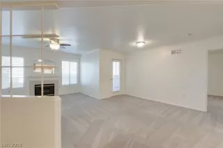 Photo #4: 2073776 Listing 