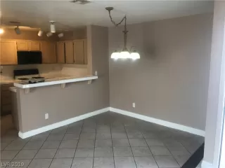 Photo #3: 2073882 Listing 