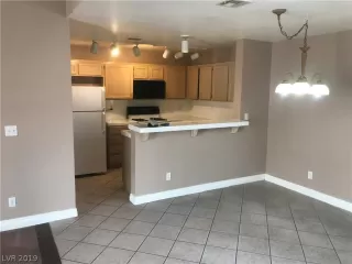 Photo #4: 2073882 Listing 