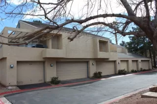 Photo #2: 2073939 Listing