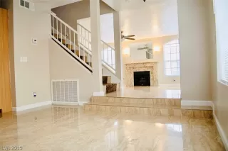 Photo #3: 2073951 Listing 