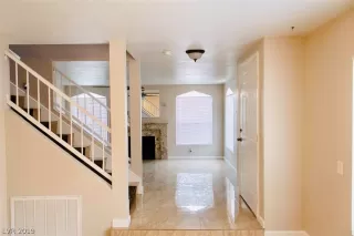 Photo #6: 2073951 Listing 