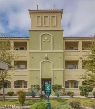 Photo #1: 2073984 Listing 