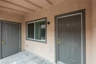 Photo #5: 2074059 Listing 