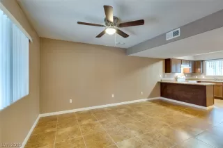 Photo #6: 2074059 Listing 