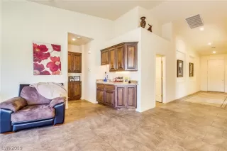 Photo #4: 2074091 Listing 