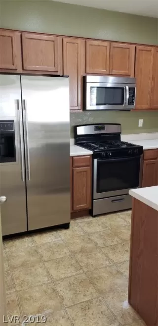 Photo #6: 2074114 Listing