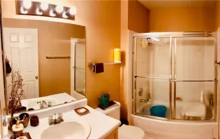 Photo #1: 2074182 Listing