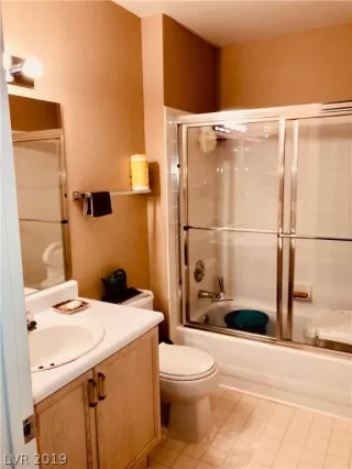 Photo #2: 2074182 Listing