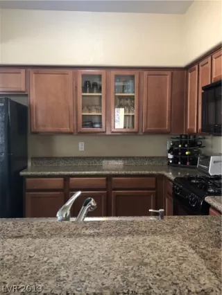 Photo #6: 2074215 Listing