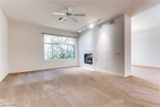 Photo #3: 2074253 Listing