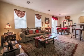 Photo #3: 2074265 Listing 