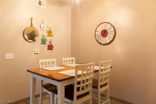 Photo #6: 2074270 Listing