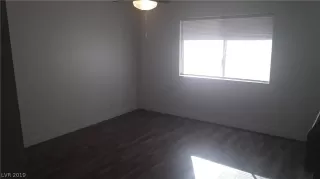 Photo #3: 2074275 Listing