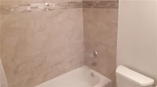 Photo #6: 2074275 Listing