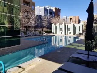 Photo #2: 2074280 Listing