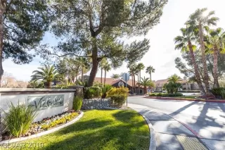 Photo #1: 2074313 Listing 