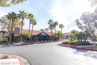 Photo #2: 2074313 Listing 