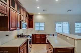 Photo #1: 2074348 Listing 