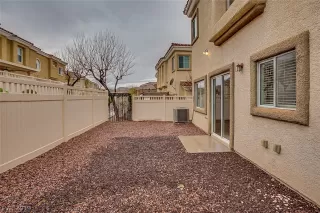 Photo #3: 2074348 Listing 