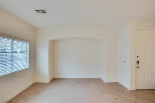 Photo #5: 2074348 Listing 