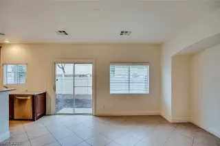 Photo #6: 2074348 Listing 