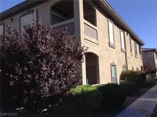 Photo #4: 2074385 Listing