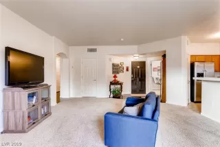 Photo #3: 2074485 Listing