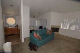 Photo #3: 2074515 Listing 