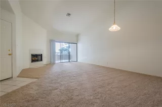 Photo #4: 2074543 Listing 