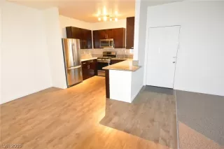 Photo #2: 2074545 Listing