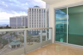 Photo #2: 2074609 Listing 